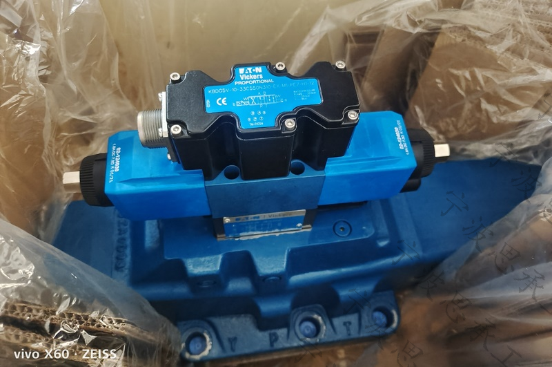 威格士比例閥KBSDG4V-5-92L-25-M1-PE7-H7-11